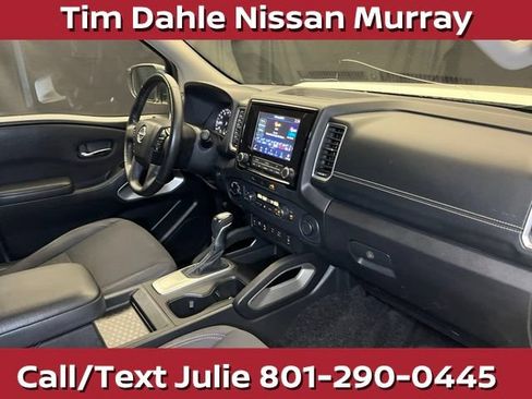 Used 2023 Nissan Frontier SV w/ Technology Package AWD/4WD image 17