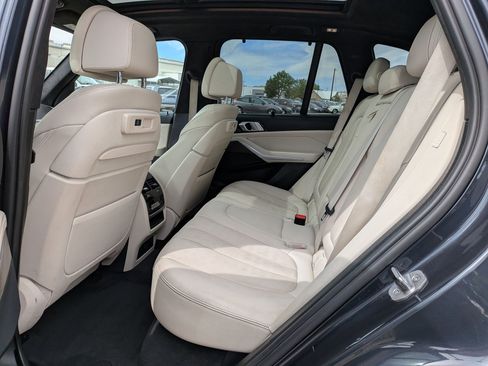 Used 2022 BMW X5 xDrive45e w/ M Sport Package AWD/4WD image 31