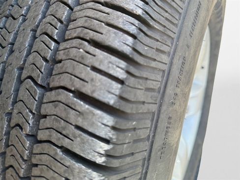 Certified 2018 RAM 1500 Express image 19