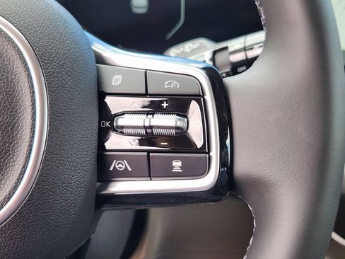 New 2026 Kia Carnival SX FWD image 13