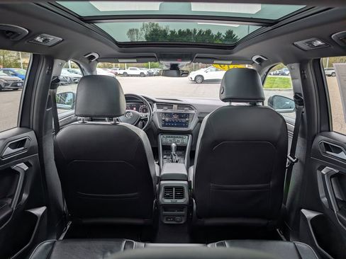 Used 2019 Volkswagen Tiguan SEL Premium AWD/4WD image 13