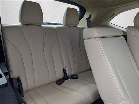 Certified 2025 Acura MDX FWD w/ Technology Package image 22