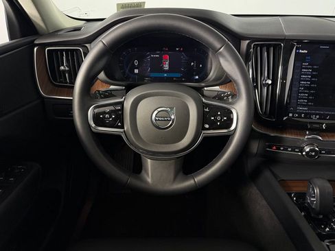 Used 2023 Volvo XC60 B5 Plus w/ Climate Package image 13