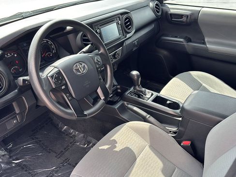 Used 2019 Toyota Tacoma SR AWD/4WD image 13