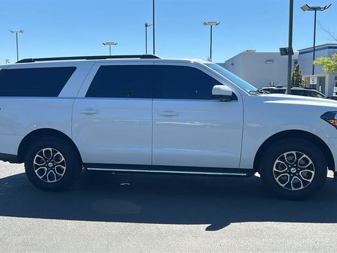 Used 2022 Ford Expedition Max XLT AWD/4WD image 4