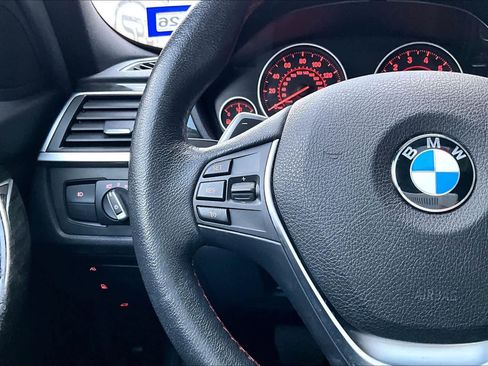 Used 2018 BMW 330e image 23