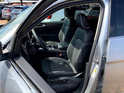 New 2026 Volkswagen Atlas SEL Premium R-Line AWD/4WD image 9