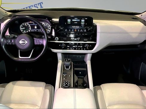 Used 2022 Nissan Pathfinder SL w/ SL Premium Package AWD/4WD image 8