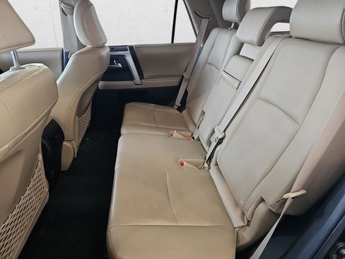 Used 2016 Toyota 4Runner Limited image 15