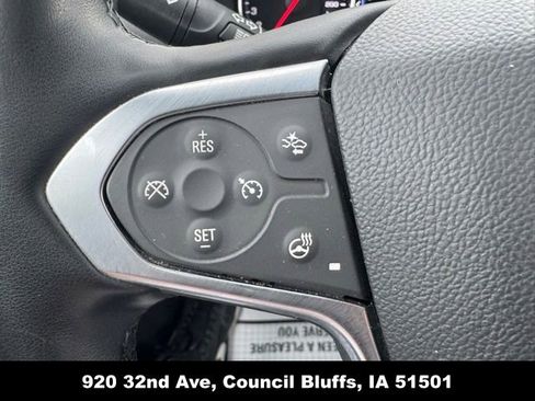 Used 2023 Chevrolet Traverse Premier AWD/4WD image 19