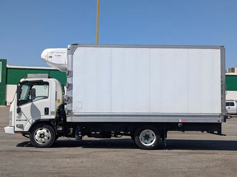 Used 2019 Isuzu NQR RWD image 5