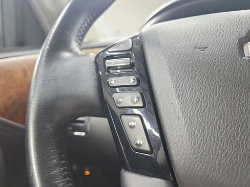 Used 2024 Nissan Armada SL AWD/4WD image 23