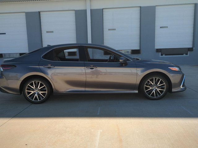 Certified 2024 Toyota Camry XLE FWD image 4