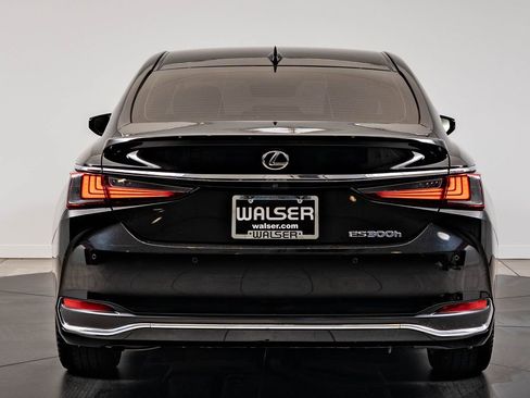 Used 2019 Lexus ES 300h FWD image 7
