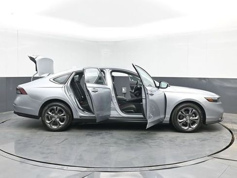 Used 2024 Honda Accord EX image 49