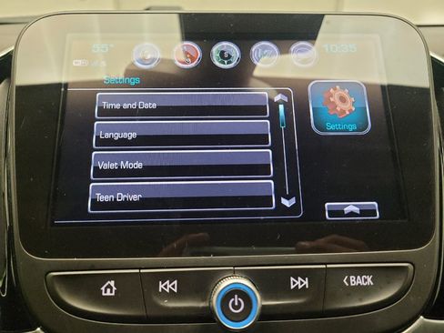 Used 2018 Chevrolet Volt Premier w/ Driver Confidence Package FWD image 25