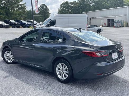 Used 2025 Toyota Camry LE w/ Convenience Package FWD image 5