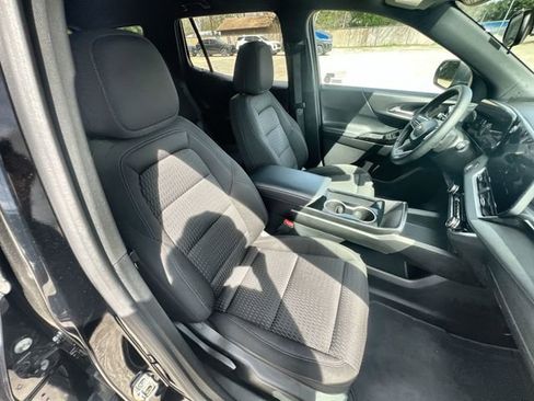 Used 2025 Chevrolet Equinox LT image 27