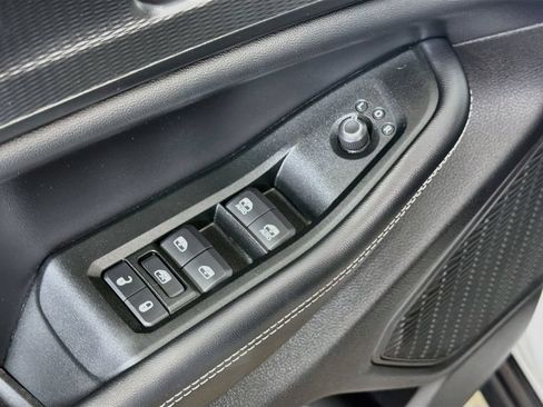 Used 2024 Jeep Grand Cherokee Altitude AWD/4WD image 18