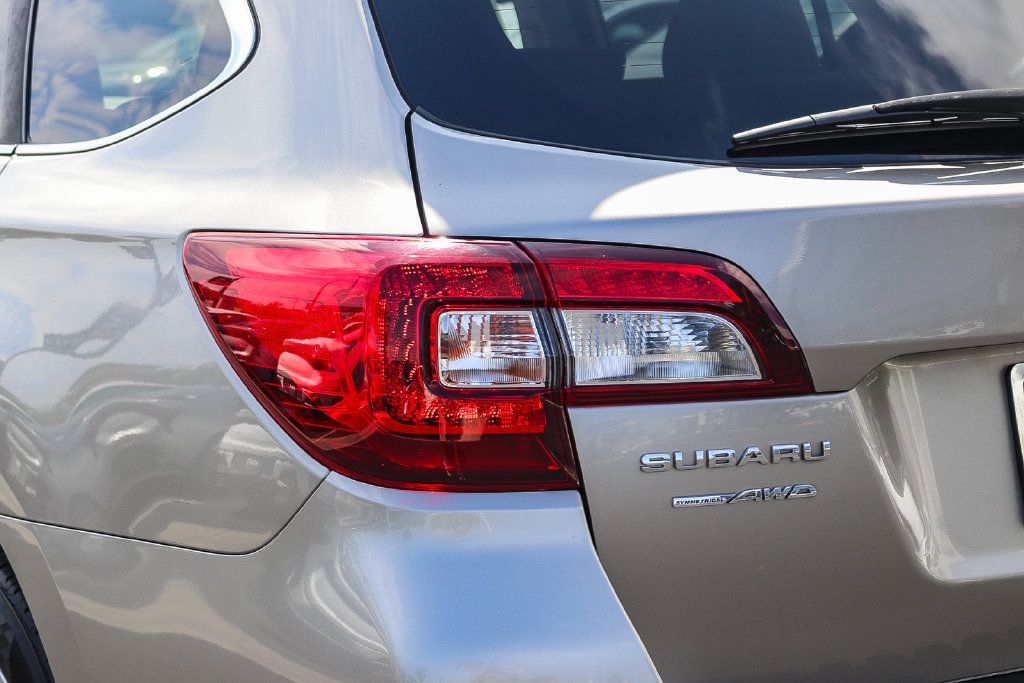 Used 2019 Subaru Outback 2.5i Limited w/ Popular Package #2 AWD/4WD image 9