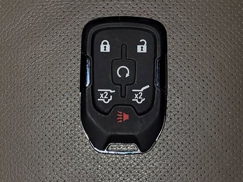 Used 2017 GMC Yukon SLT AWD/4WD image 32