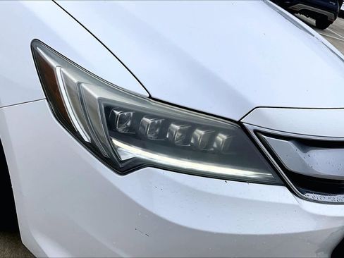 Used 2016 Acura ILX image 24