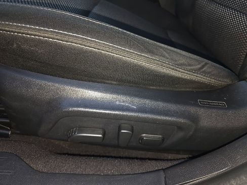 Used 2017 Subaru Outback 2.5i Premium image 27