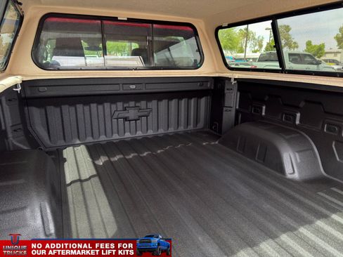 Used 2022 Chevrolet Silverado 1500 RST AWD/4WD image 11