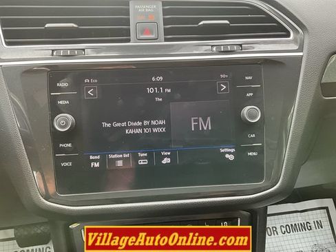 Used 2019 Volkswagen Tiguan SEL Premium AWD/4WD image 37