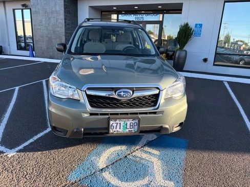 Used 2015 Subaru Forester 2.5i w/ Alloy Wheel Package AWD/4WD image 2