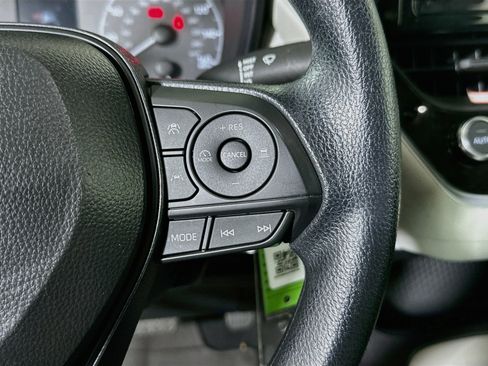 Certified 2025 Toyota Corolla LE FWD image 17
