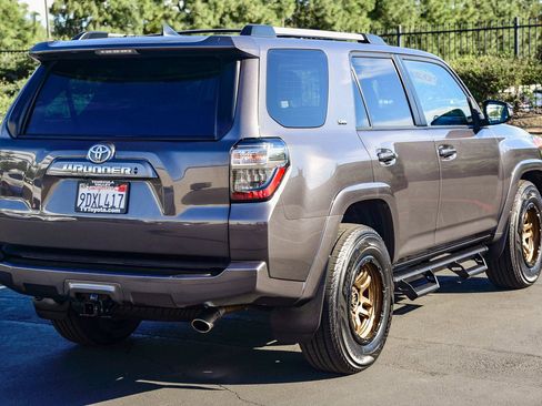 Certified 2023 Toyota 4Runner SR5 Premium w/ Moonroof Package image 7