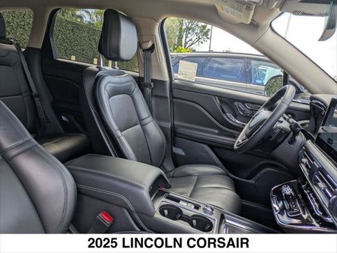 Used 2025 Lincoln Corsair Grand Touring w/ Equipment Group 302A AWD/4WD image 26
