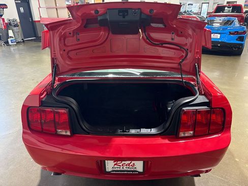 Used 2005 Ford Mustang GT Premium image 65