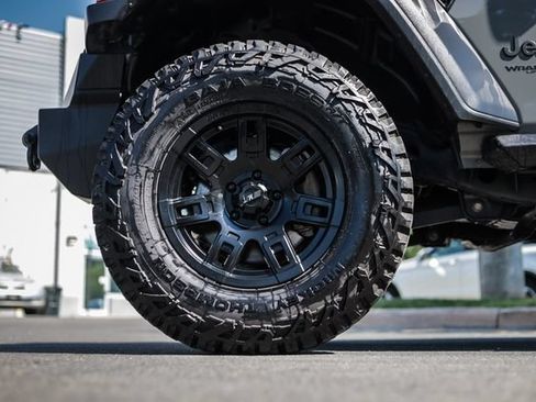 Used 2022 Jeep Wrangler Unlimited Sport AWD/4WD image 19
