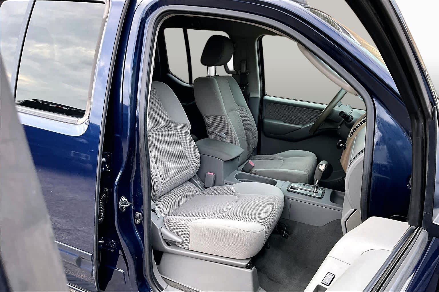 Used 2007 Nissan Frontier LE RWD image 8