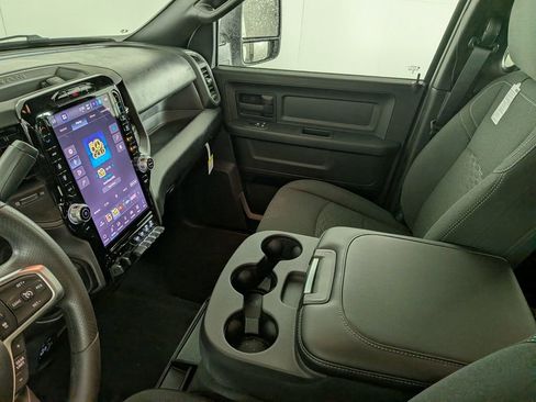 New 2026 RAM 3500 Tradesman AWD/4WD image 24