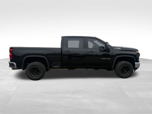 Used 2024 Chevrolet Silverado 2500 LT w/ Convenience Package AWD/4WD image 8