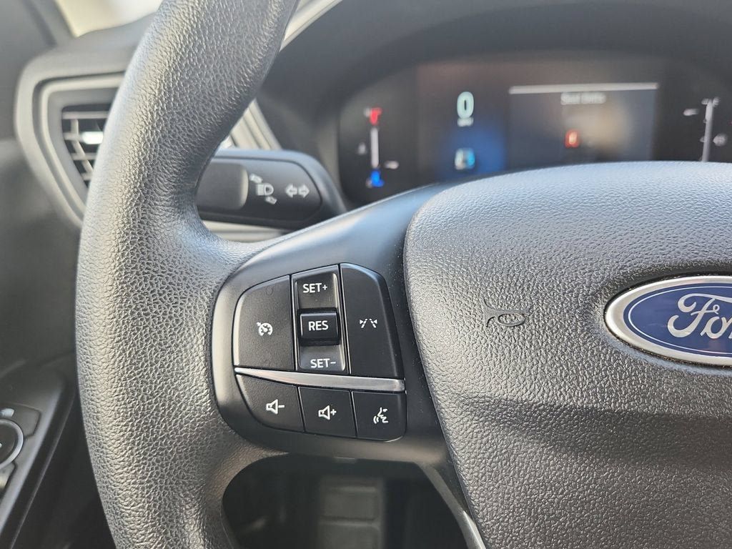 Used 2025 Ford Escape Active AWD/4WD image 21