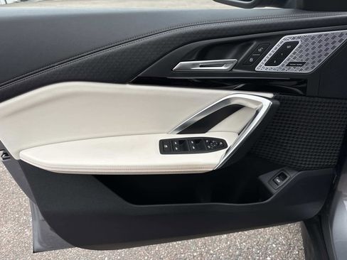 Used 2025 BMW X2 xDrive28i image 17