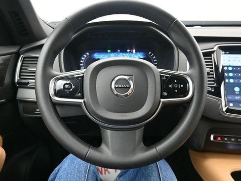 Used 2023 Volvo XC90 B6 Ultimate w/ Protection Package Premier AWD/4WD image 25