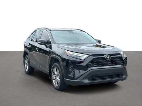 Used 2024 Toyota RAV4 XLE w/ Convenience Package FWD image 2