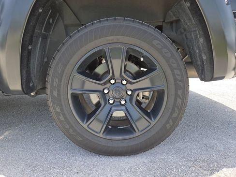 Used 2021 RAM 1500 Big Horn RWD image 20