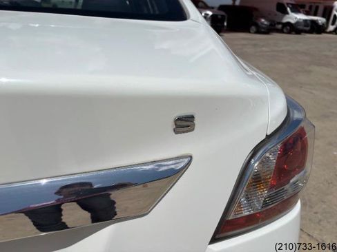 Used 2015 Nissan Altima 2.5 S w/ Power Driver Seat Package FWD image 12