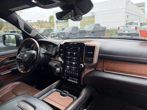 Used 2019 RAM 1500 Limited AWD/4WD image 18