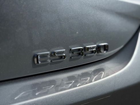 Certified 2022 Lexus ES 350 w/ Premium Package FWD image 17