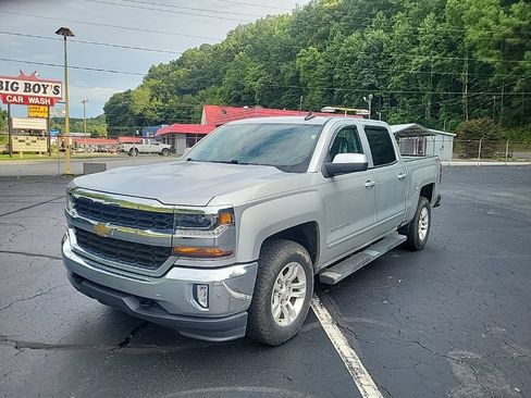 Used 2017 Chevrolet Silverado 1500 LT w/ All Star Edition AWD/4WD image 3