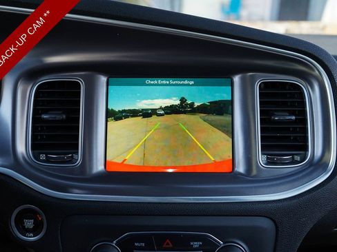 Used 2019 Dodge Charger GT RWD image 11