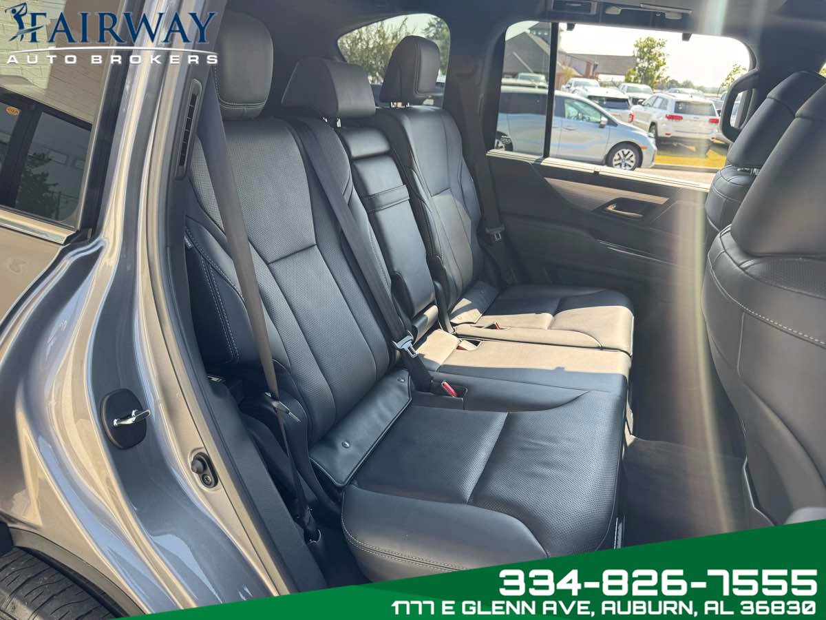 Used 2023 Lexus LX 600 F Sport w/ Accessory Package (Z1) AWD/4WD image 14