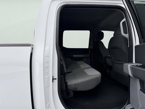 Used 2022 Ford F150 XLT w/ Trailer Tow Package image 13